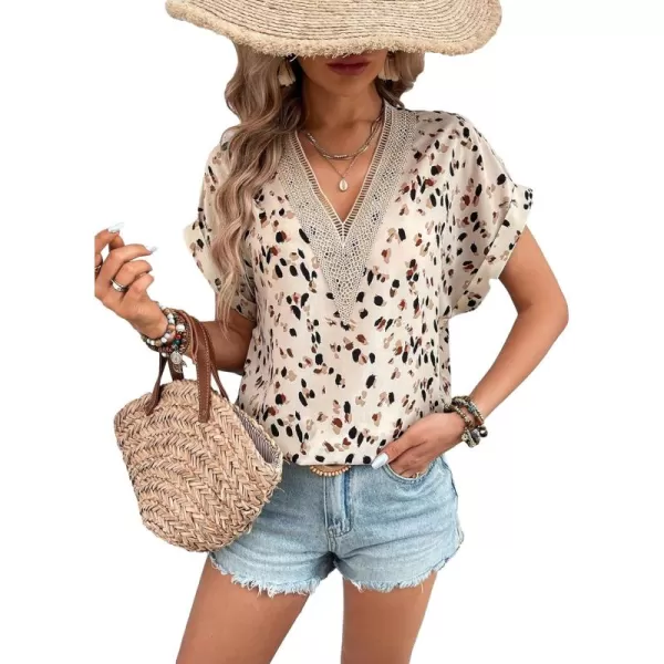 Floerns Women's Short Sleeve Business Casual Tops Graphic Print Office Work Blouse Tops