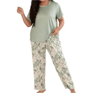 imageFloerns Womens Plus Size Pajamas Graphic Print Short Sleeve Tee with Pants Pj SetGreen