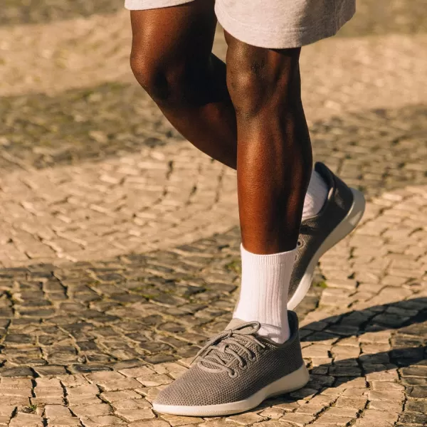 Men’s Tree Runners Everyday Sneakers, Machine Washable Shoe Made with Natural Materials)