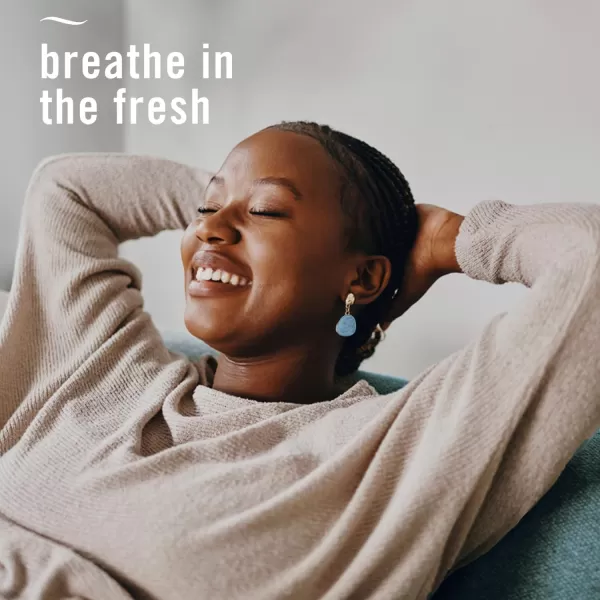 Febreze Air Freshener Plug In, Wall Diffuser, Plug in Air Fresheners for home, Downy April Fresh Scent, Odor Fighter for Strong Odors, 1 Warmer + 2 Oil Refills )